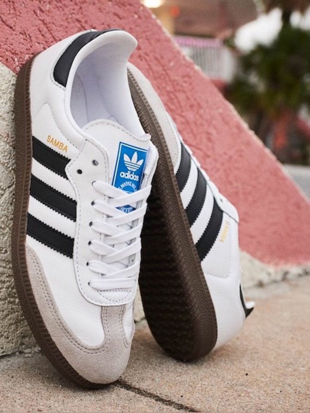 NWOT adidas Women’s 9 Classic Samba Retro Trainers Dark Gum Bottom